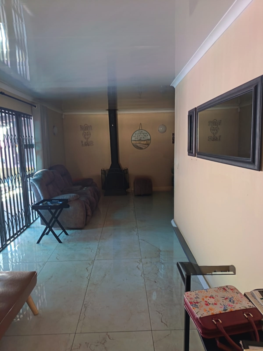 3 Bedroom Property for Sale in Tuscany Glen Western Cape